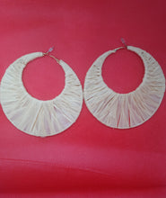 Load image into Gallery viewer, Cream Earrings
